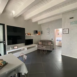 Casamartanavigli , Milano Italia